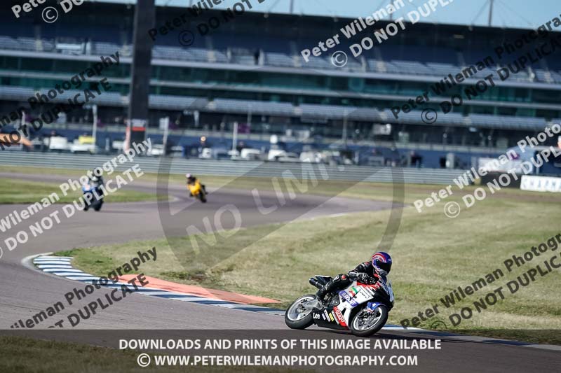 Rockingham no limits trackday;enduro digital images;event digital images;eventdigitalimages;no limits trackdays;peter wileman photography;racing digital images;rockingham raceway northamptonshire;rockingham trackday photographs;trackday digital images;trackday photos